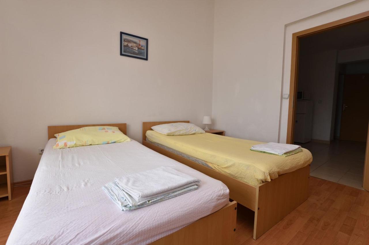 Apartments Jere Primošten Eksteriør bilde